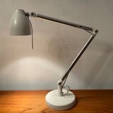 Articulated design desk lamp