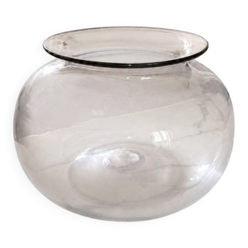 Round vase in Greco-Roman style in smoked glass