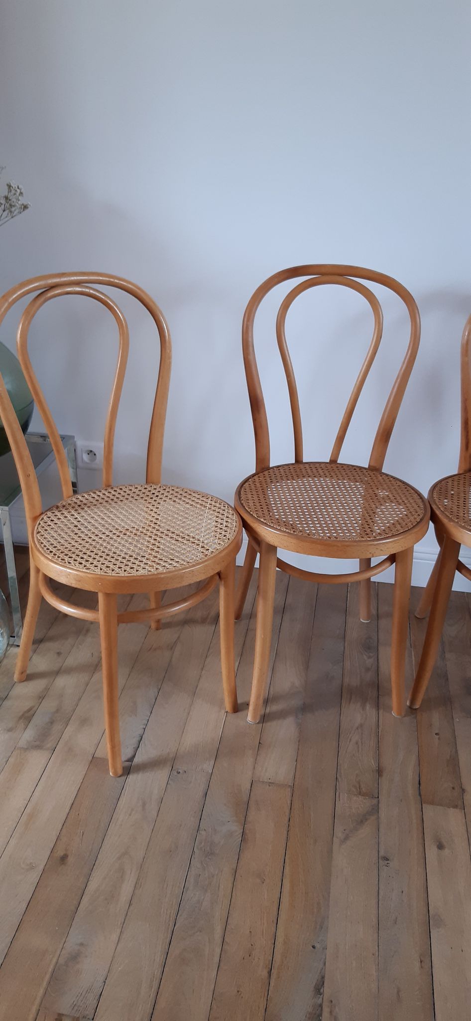 Set of 4 bistro chairs in turned wood and cannage rattan 50s