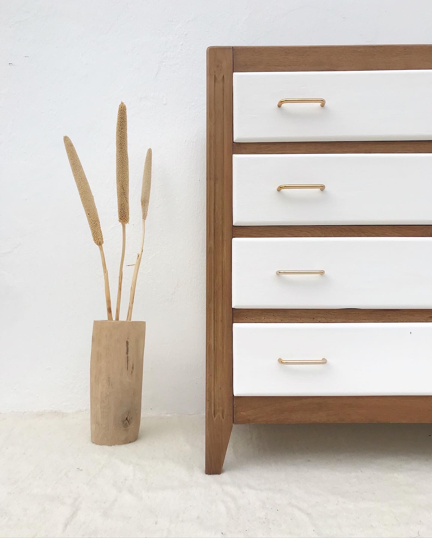 Vintage chest of drawers