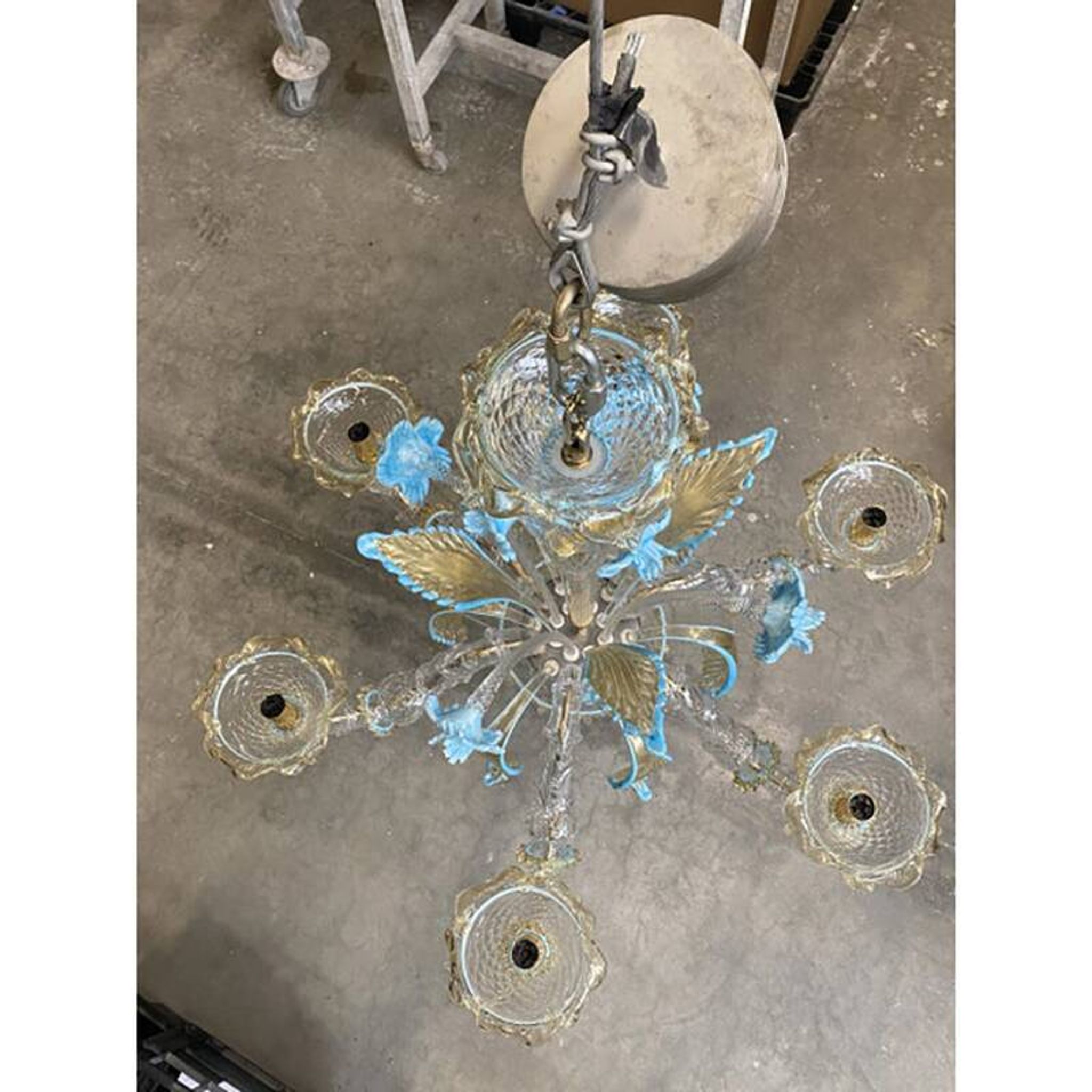 Contemporary Venetian Transparent-Gold Murano Style Glass Chandelier With Leaves and Turquoise Flowe