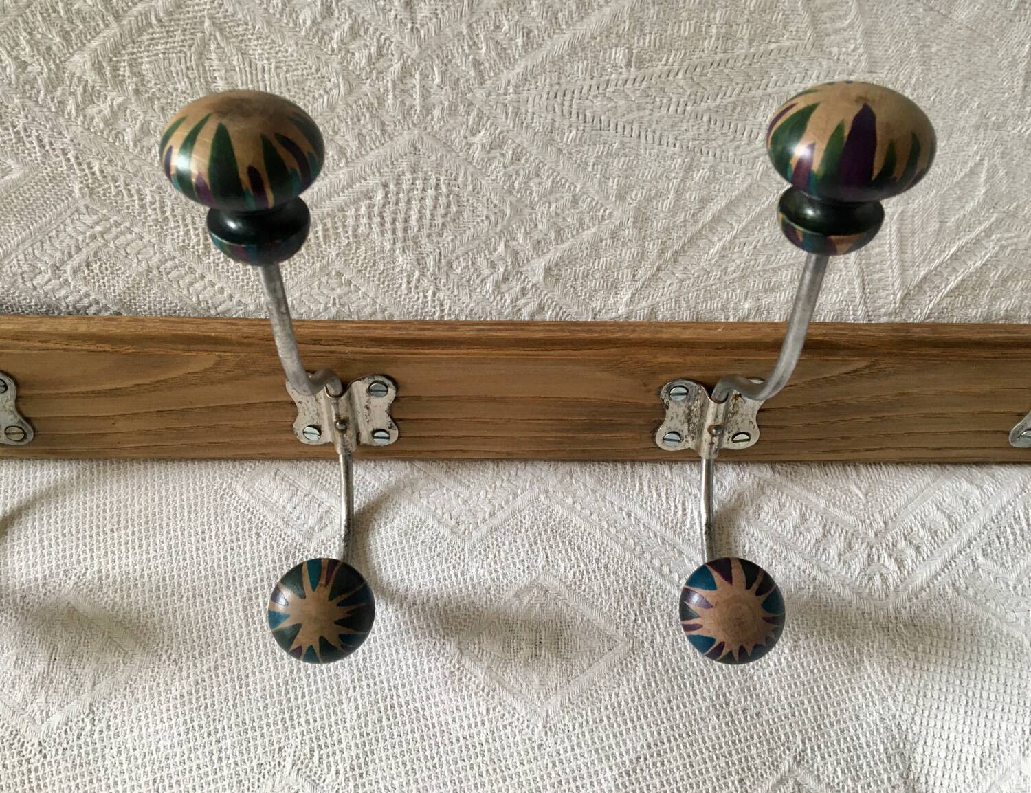 Wooden coat hook with 6 double hooks
