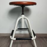 Laboratory stool