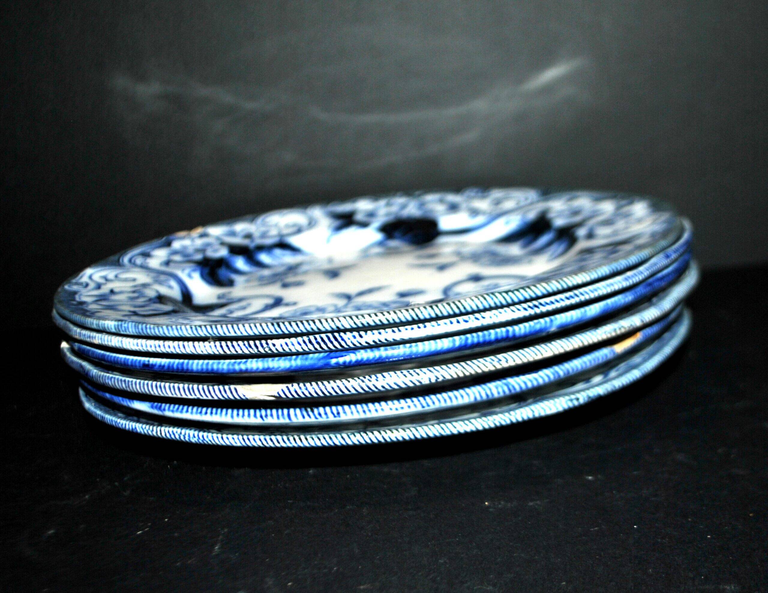 Lot de 6 assiettes Flora décor liseron bleu LM&cie 1840-1875 Creil Montereau