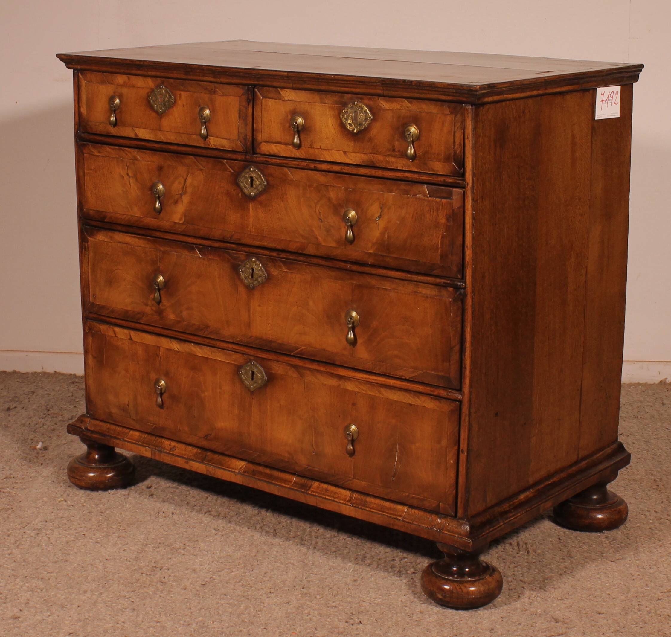 17th century William and Mary walnut chest of drawers