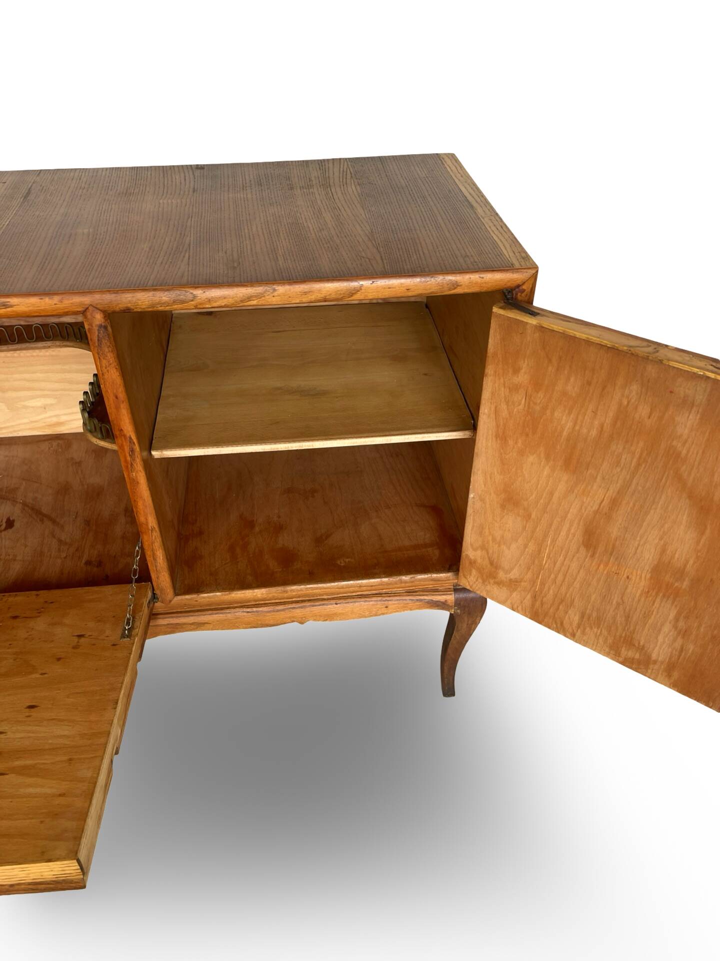 Italian Mid-Century cherrywood veneered and solid wood sideboard.