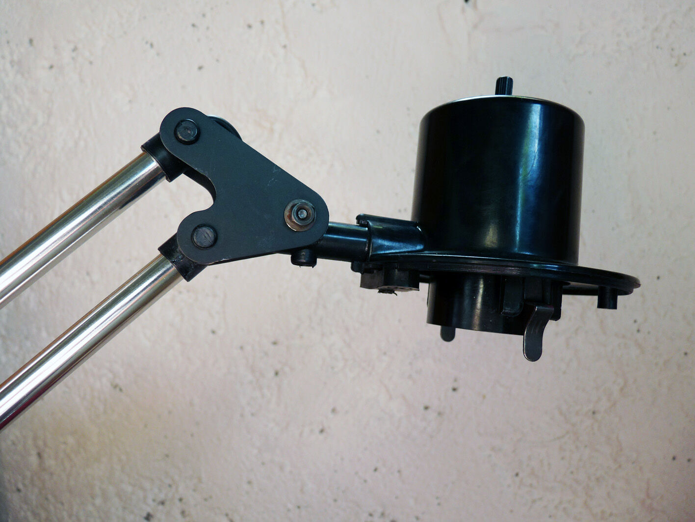 Lampe à poser géante modèle Giotto éditée par LUCE e DIMENSIONI – années 80