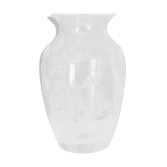 Arque crystal vase engraved flowers France