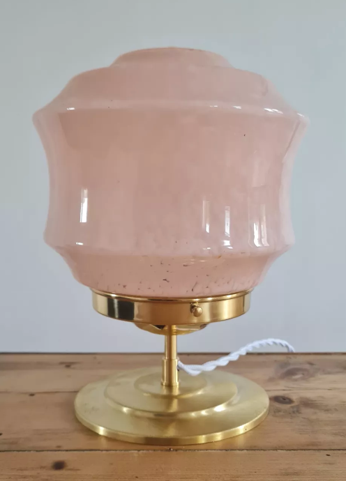 Table lamp in pink Clichy glass