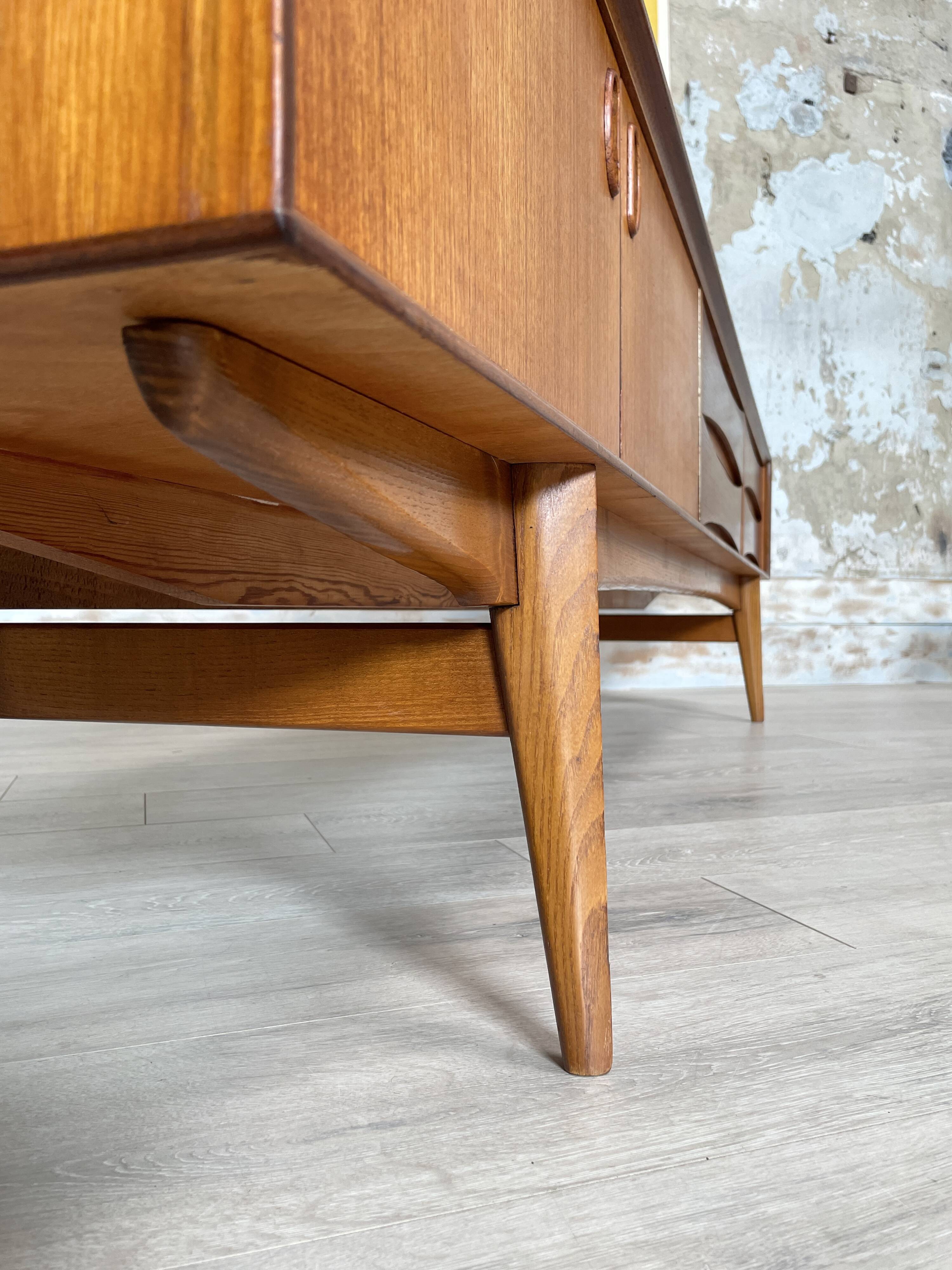 Scandinavian enfilade by Oswald Vermaercke for V-FORM, circa 1950