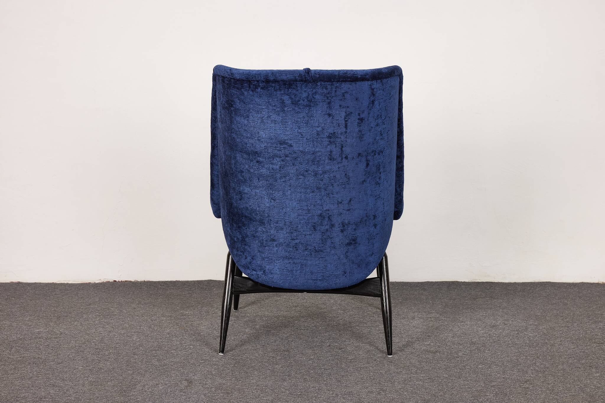 Fauteuil vintage en velours du milieu du siècle par Júlia Gaubek, années 1960, Hongrie