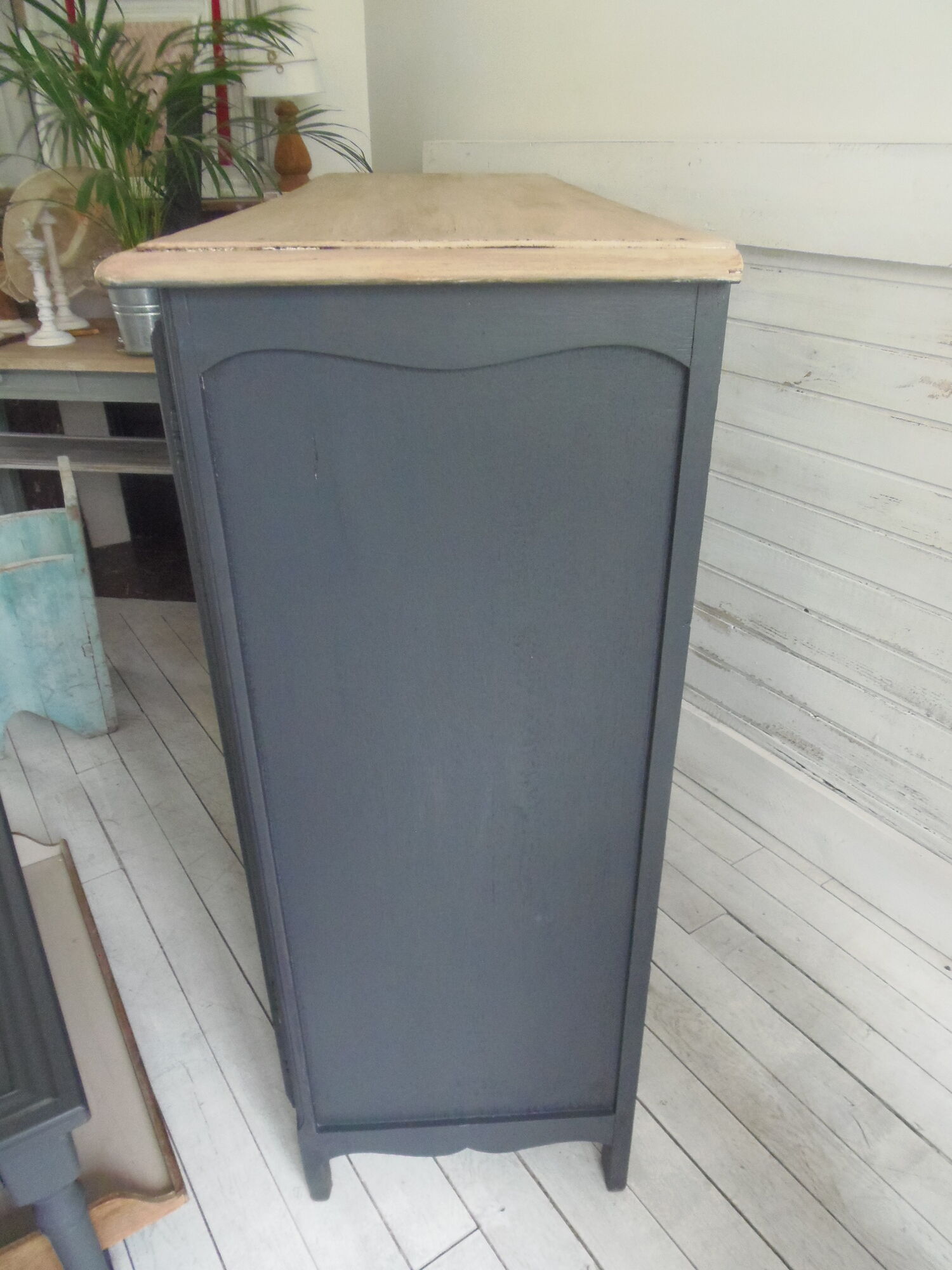 Old oak buffet style Louis XV patinated gray slate waxed wood tray