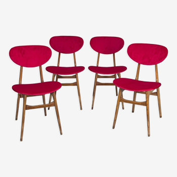 Set of four red velvet and wood dining chairs, Italy 1950