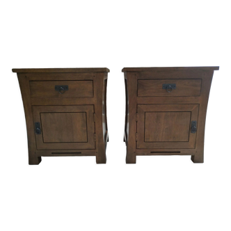 Set of 2 bed side cabinets