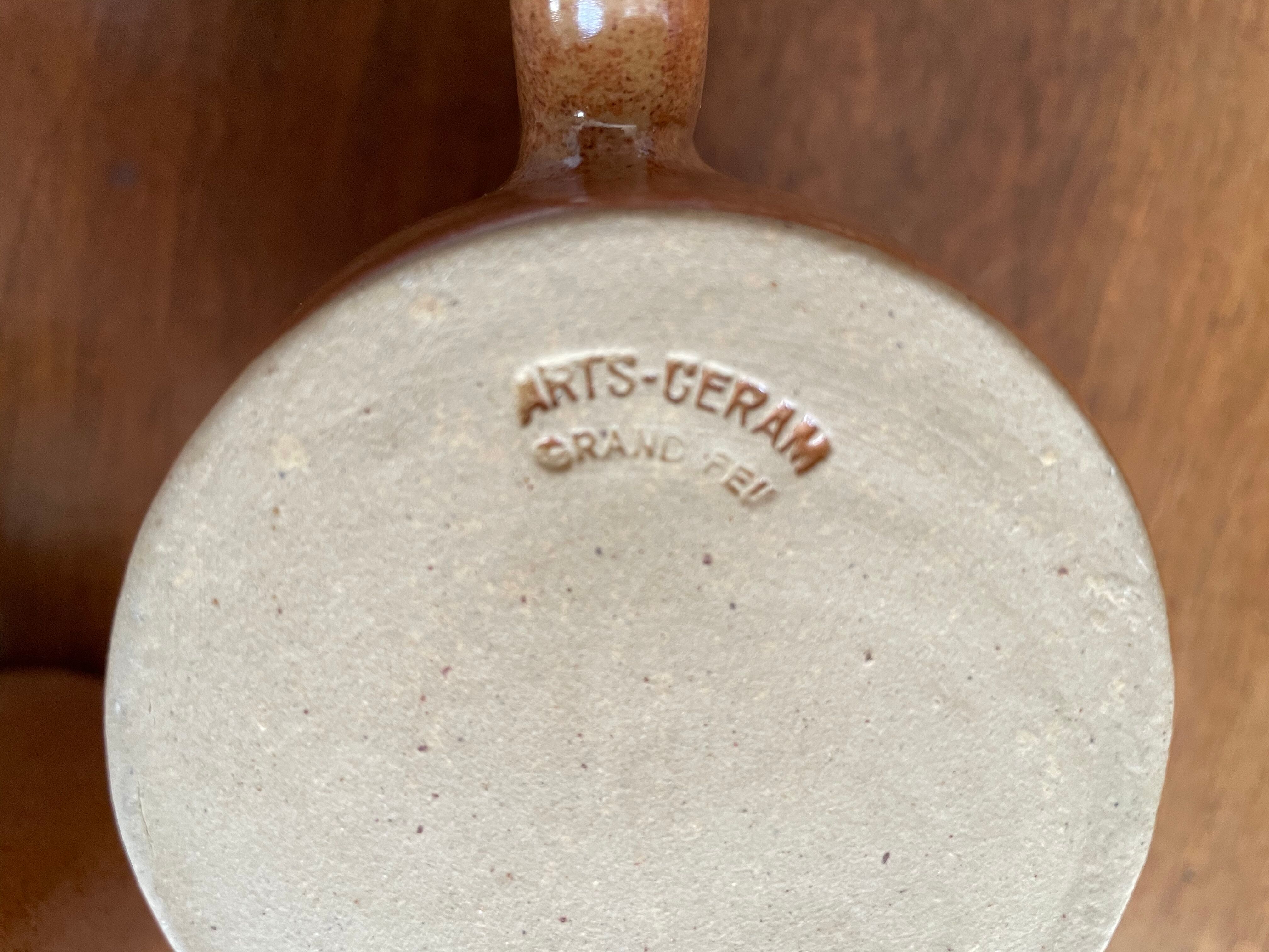 Sandstone mugs arts ceram grand fire