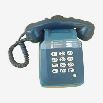 Telephone with touches bleu vintage socotel s63