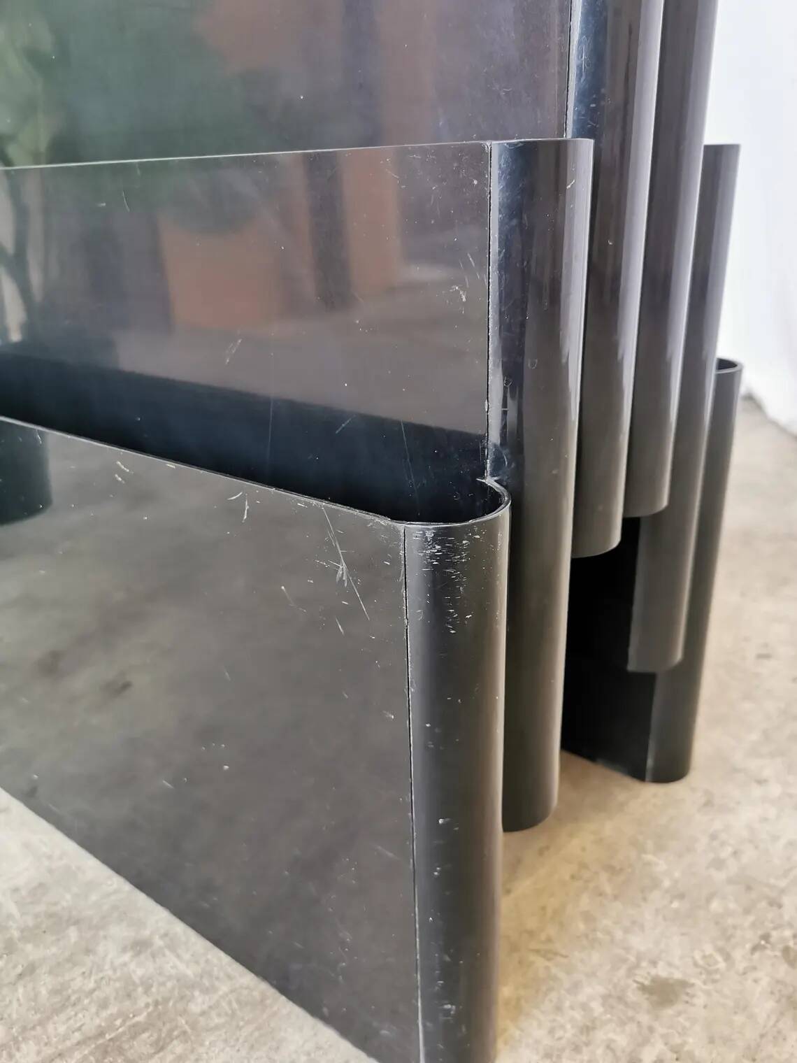 Giotto Stoppino for Kartell Black ABS Plastic Magazine Rack - 1970s Italy