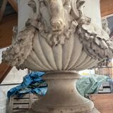 Paire de vases en fonte de style néo-classique,  époque 19ème