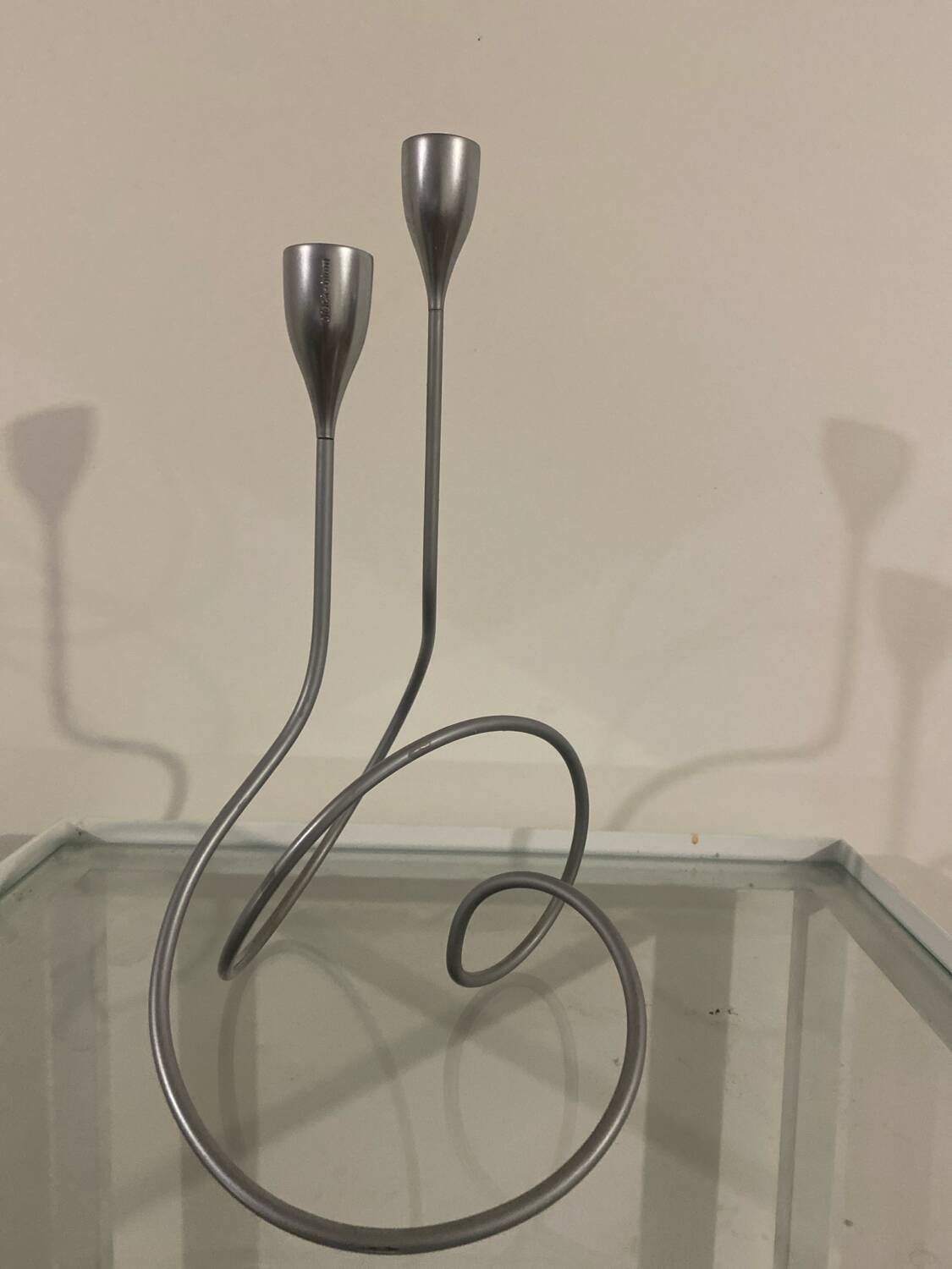 Black Blum Loop Candle Holder