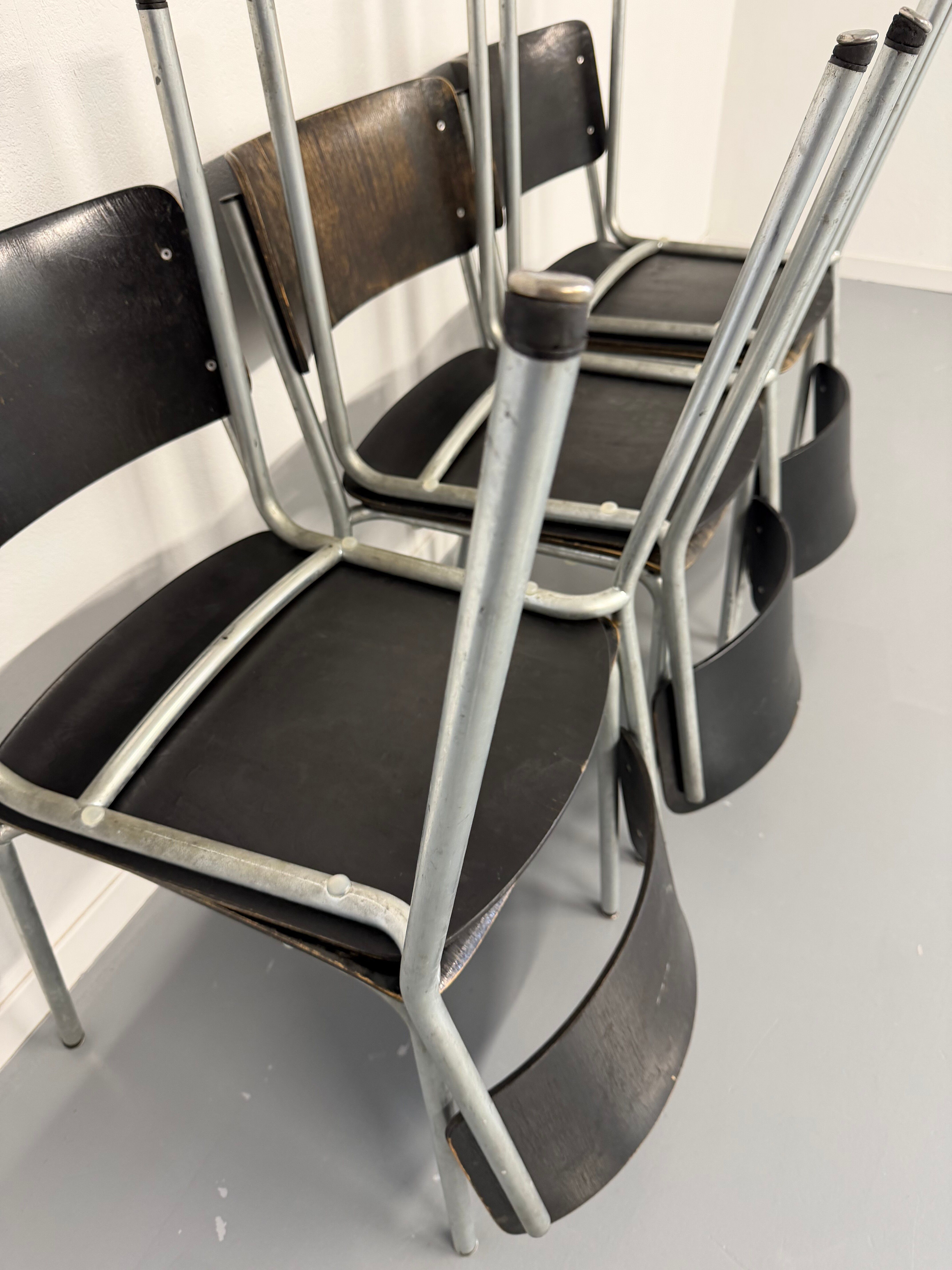 Set of 6 stackable chairs designed by Gustav Hassenpflug, Bauhaus, 1940s.