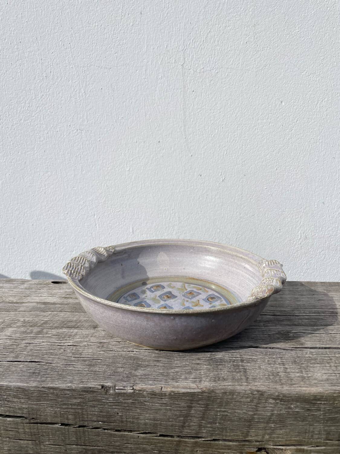 Ceramic pottery salad bowl