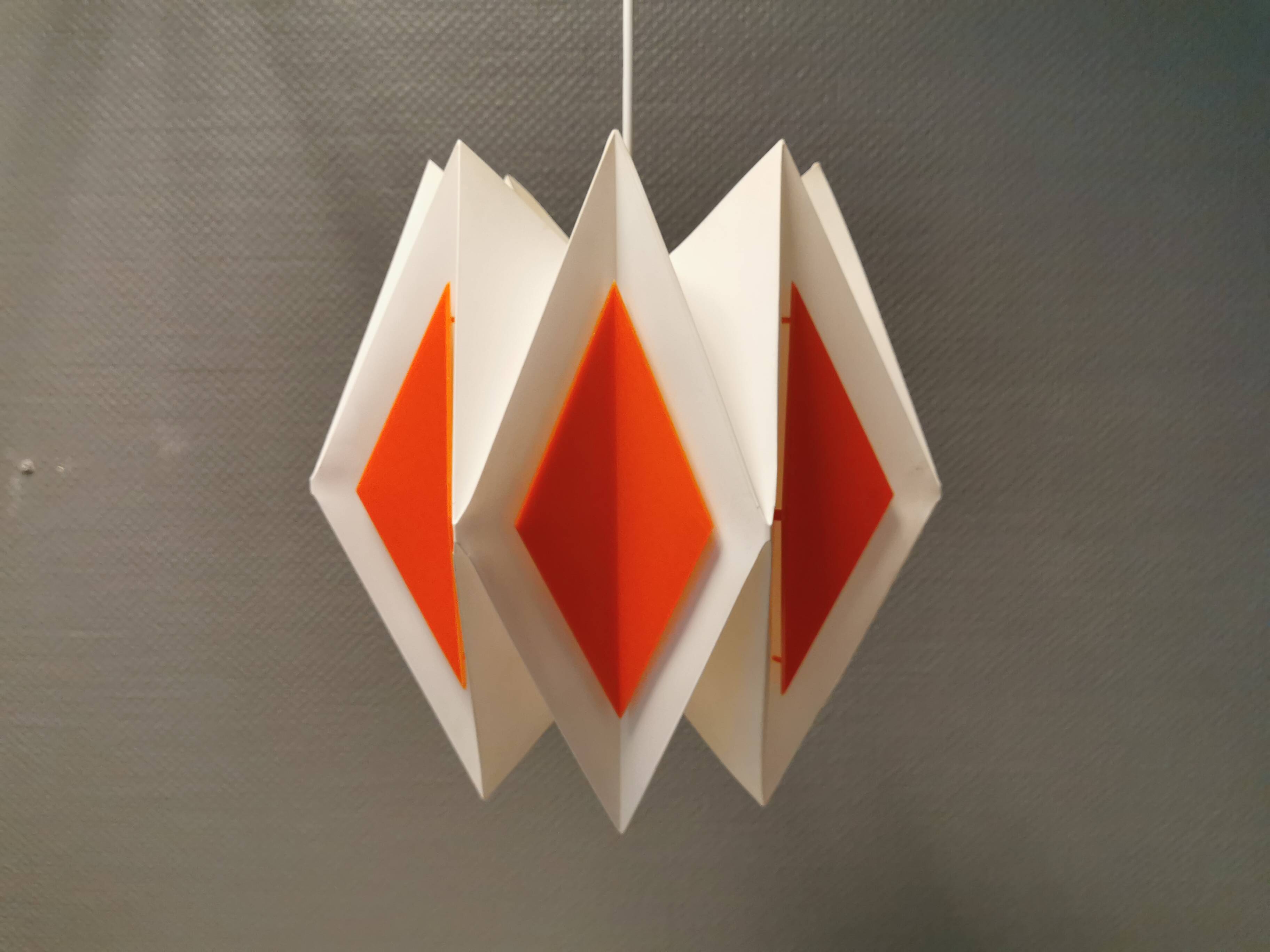 Hanging lamp, designed by Lars E Schiøler, for Hoyrup Lighting 1970s, model Harlequin.