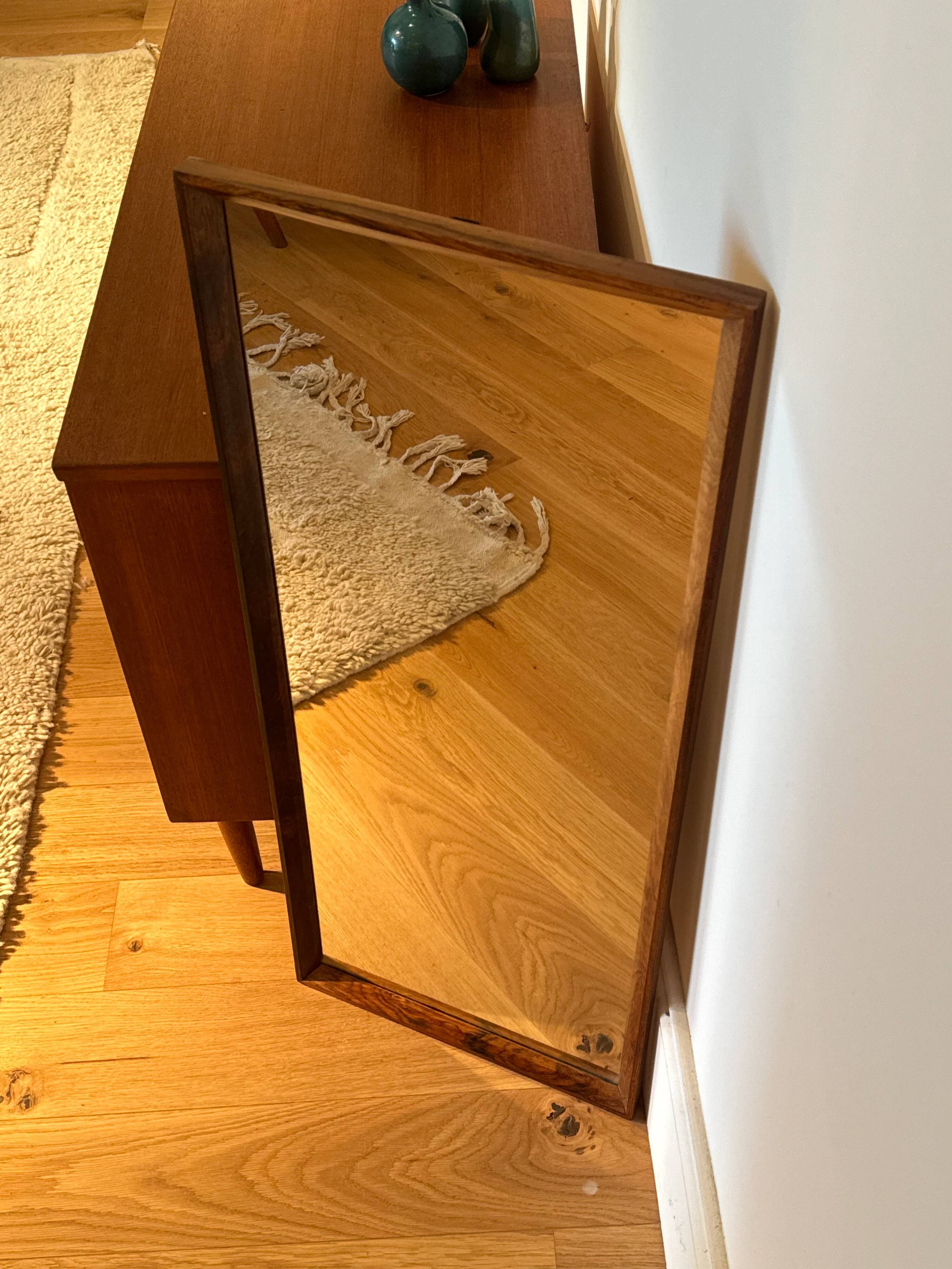 Miroir scandinave vintage en palissandre "Siv"