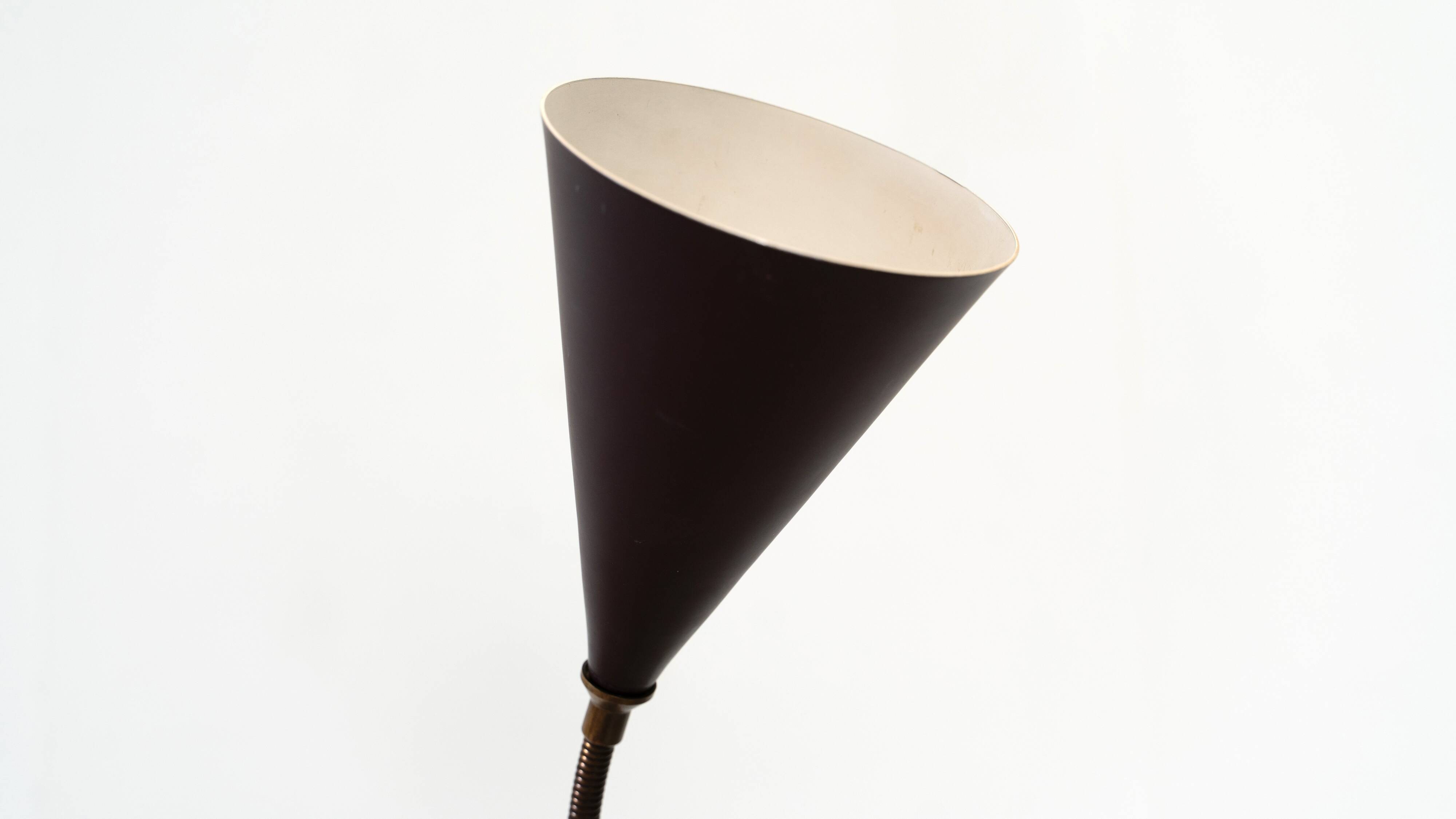 Lampe sur pied italienne avec base en marbre par Stillux