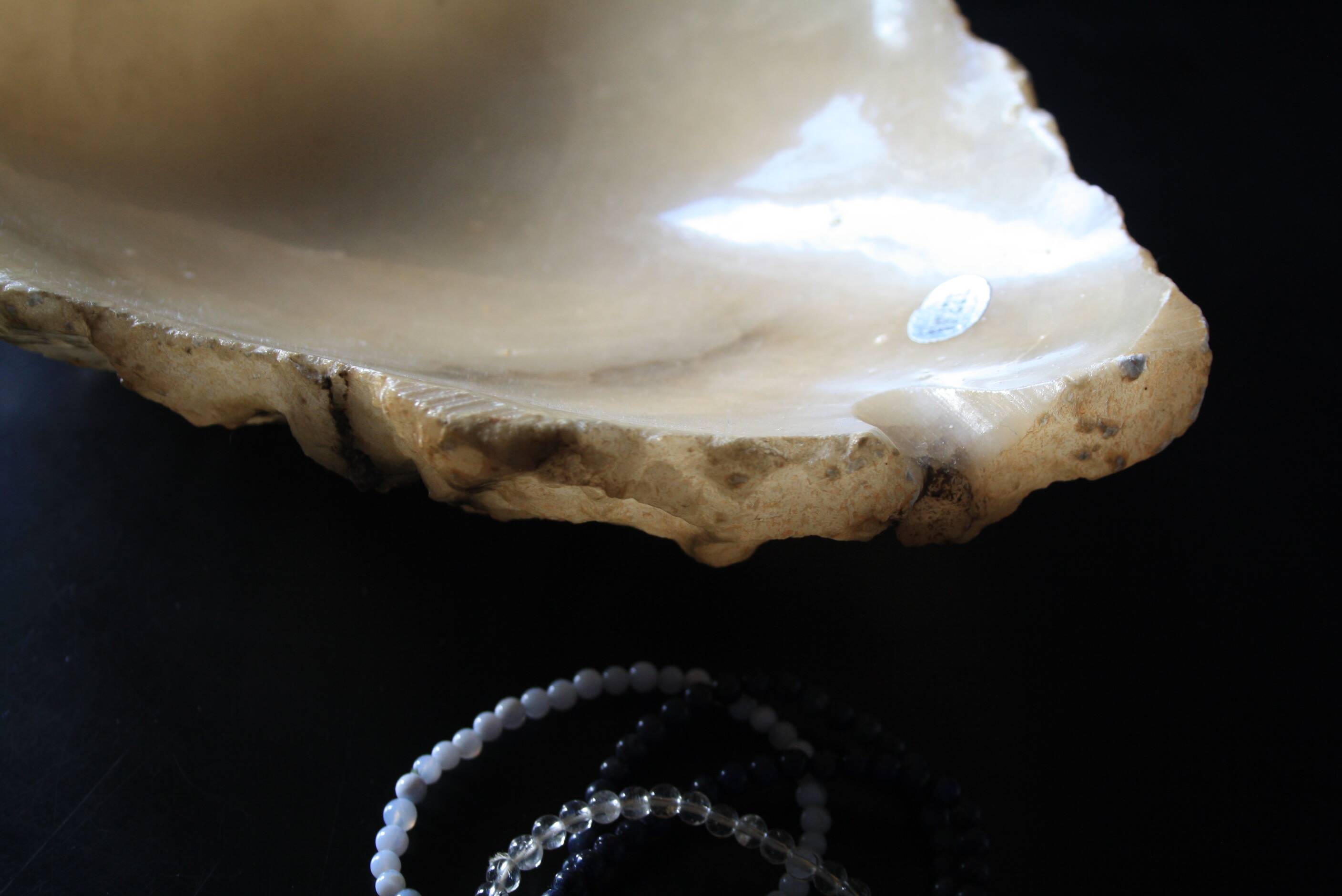 Alabaster pocket emptier/ashtray