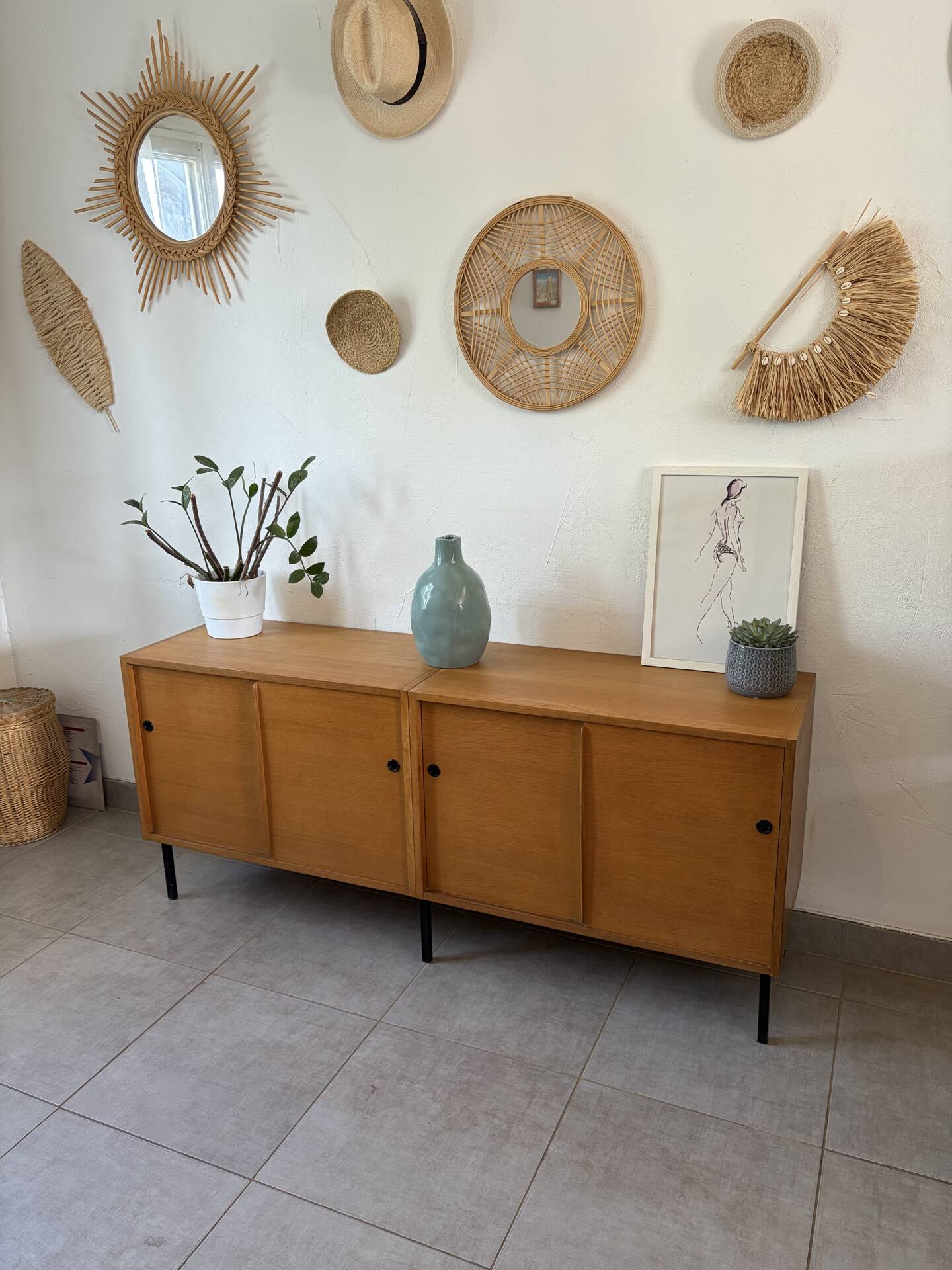 Vintage school enfilade