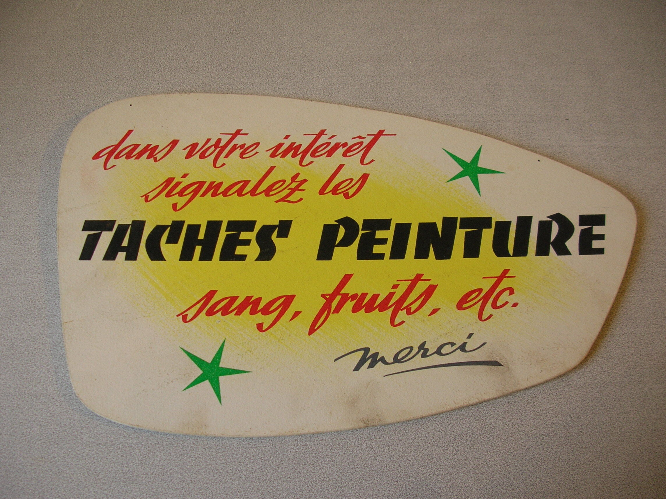 Old cardboard panel laundy laundromat Report stains 41 cm