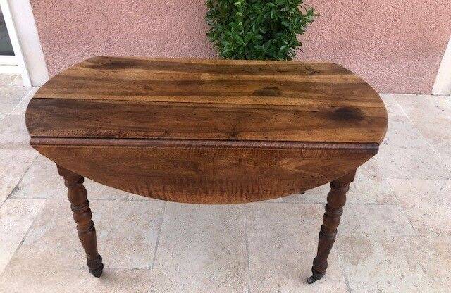 Belle table ancienne ovale en bois avec rabats et tiroir - Très bon état