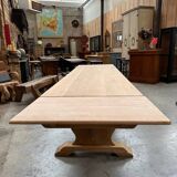 Large monastery type table in oak and its 2 extensions