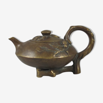 Old chinese bronze teapot
