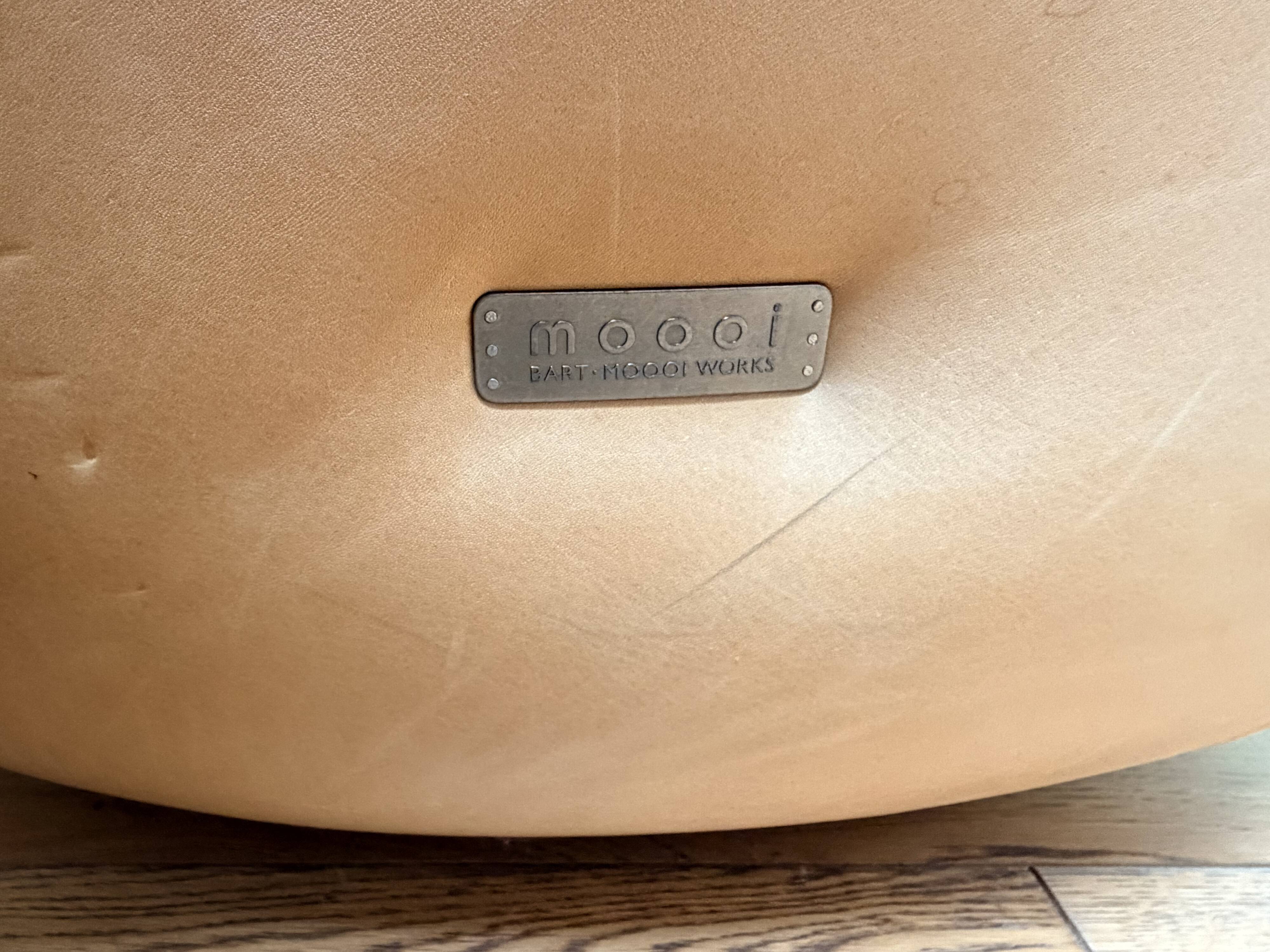 Canapé cuir Bart de chez MOOOI