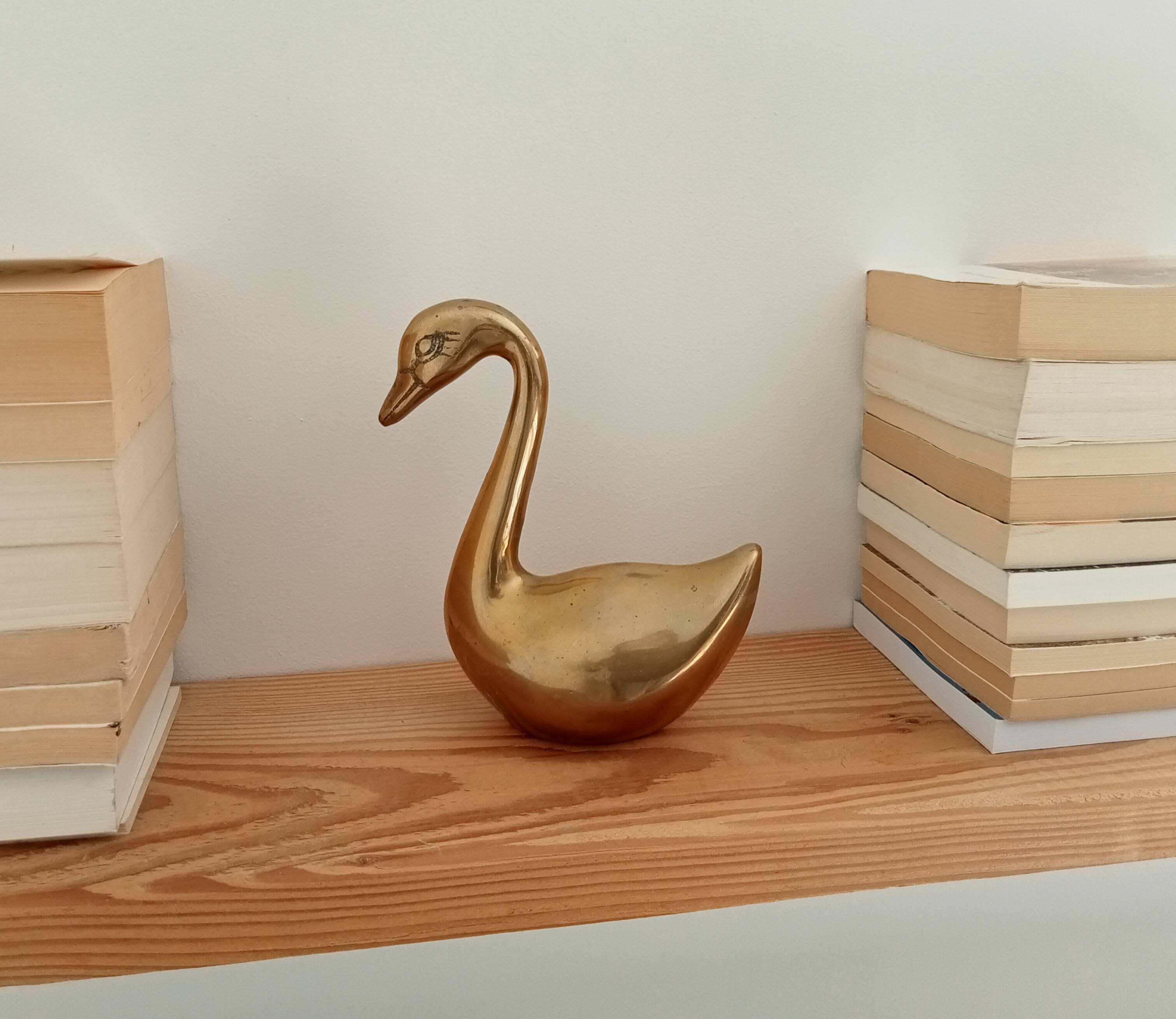 Large swan in solid gilded brass from the 50s