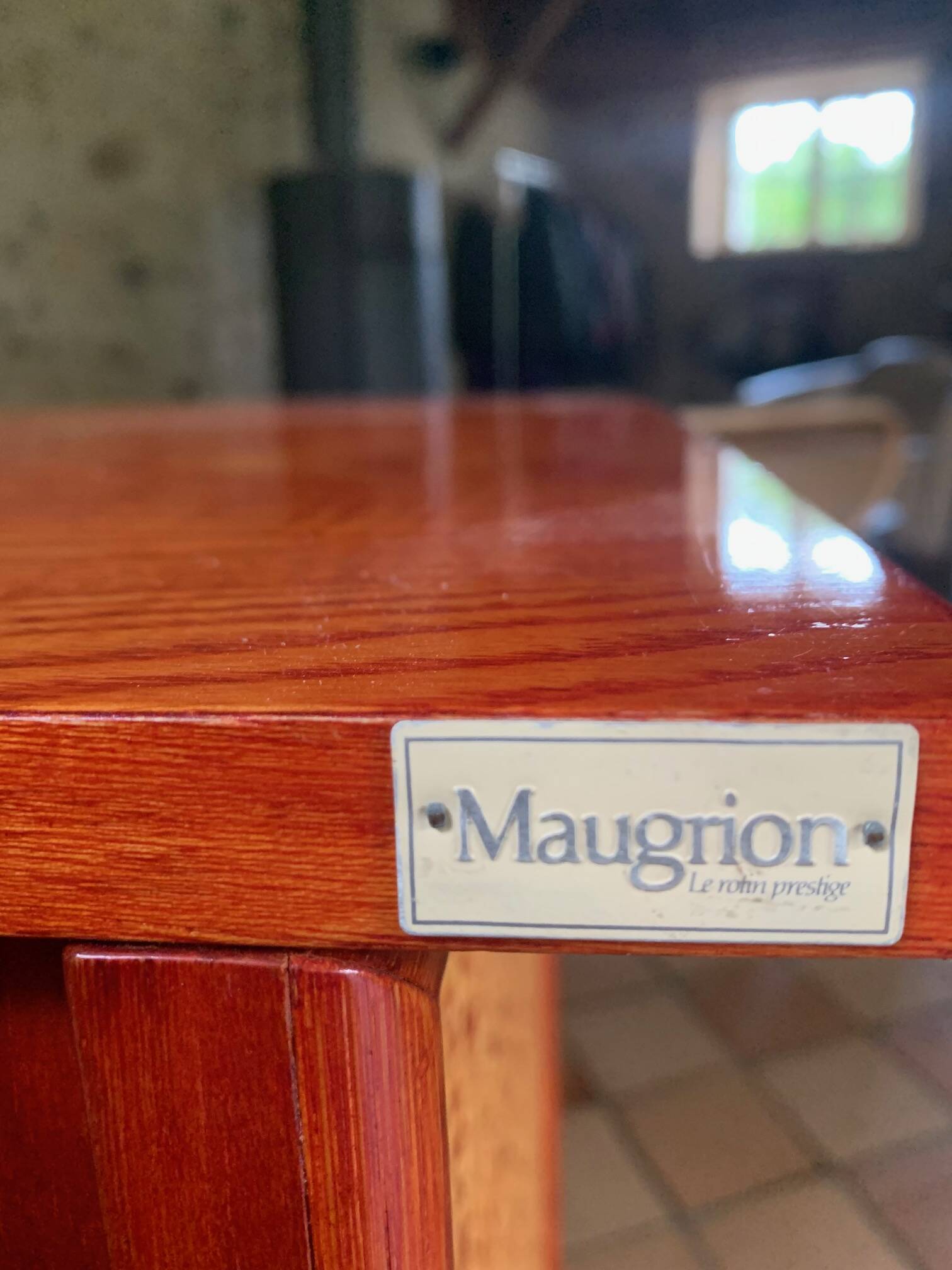 Maugrion commode