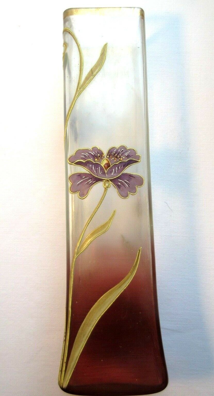 Square and high vase, degraded red, enamelled with art Nouveau stylized poppies
