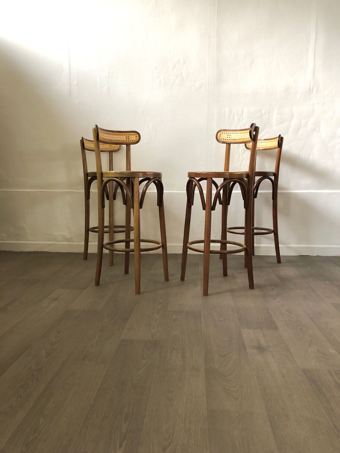 Set of 04 high stools canned bentwood