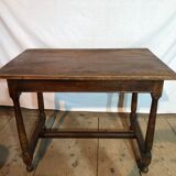 Desk table