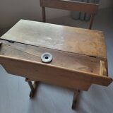 Children's desk