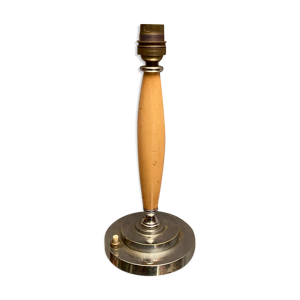 Pied de lampe en bois