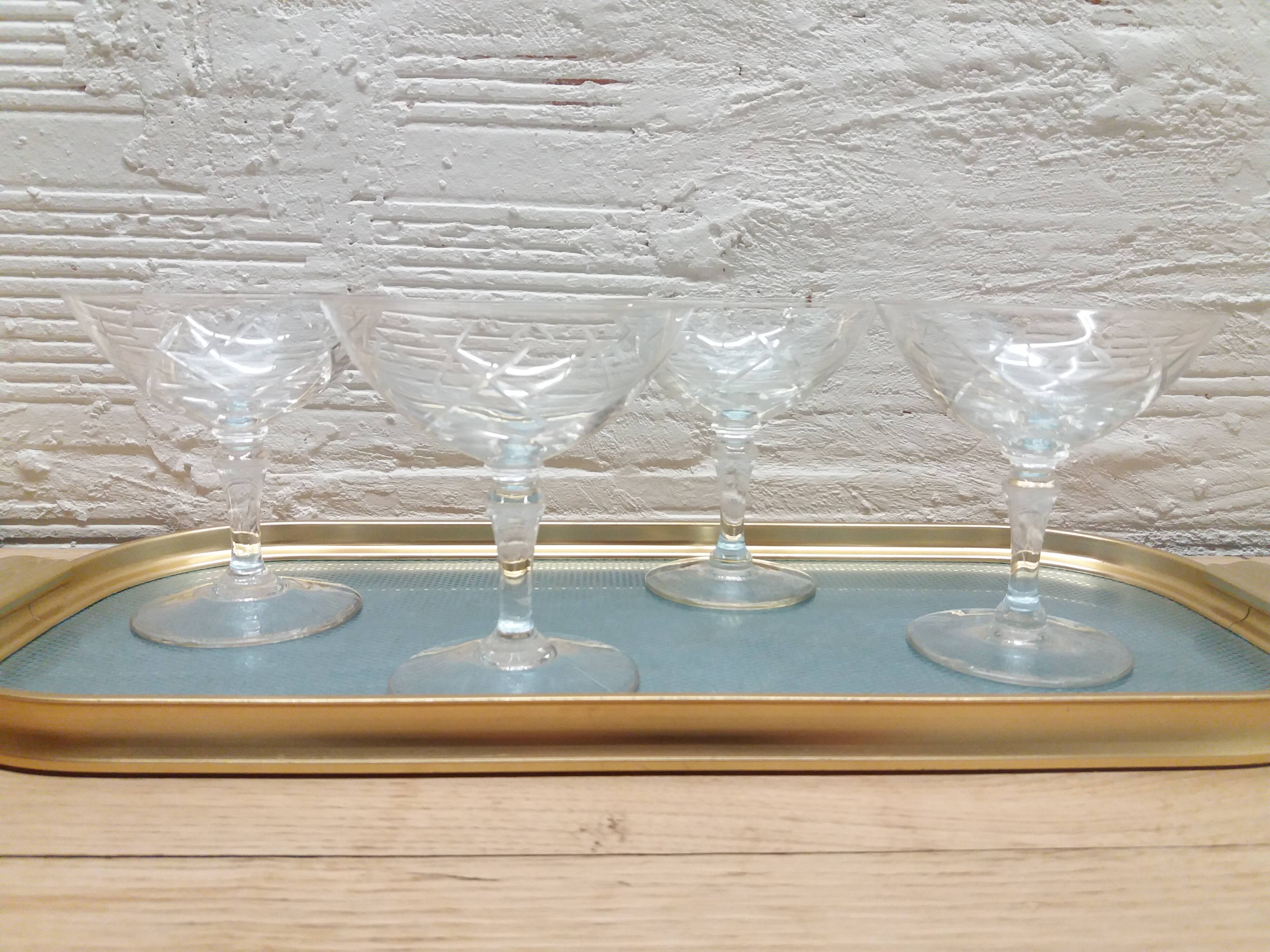Set 4 glasses of champagne crystal chiseled
