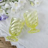 Baccarat uraline cups