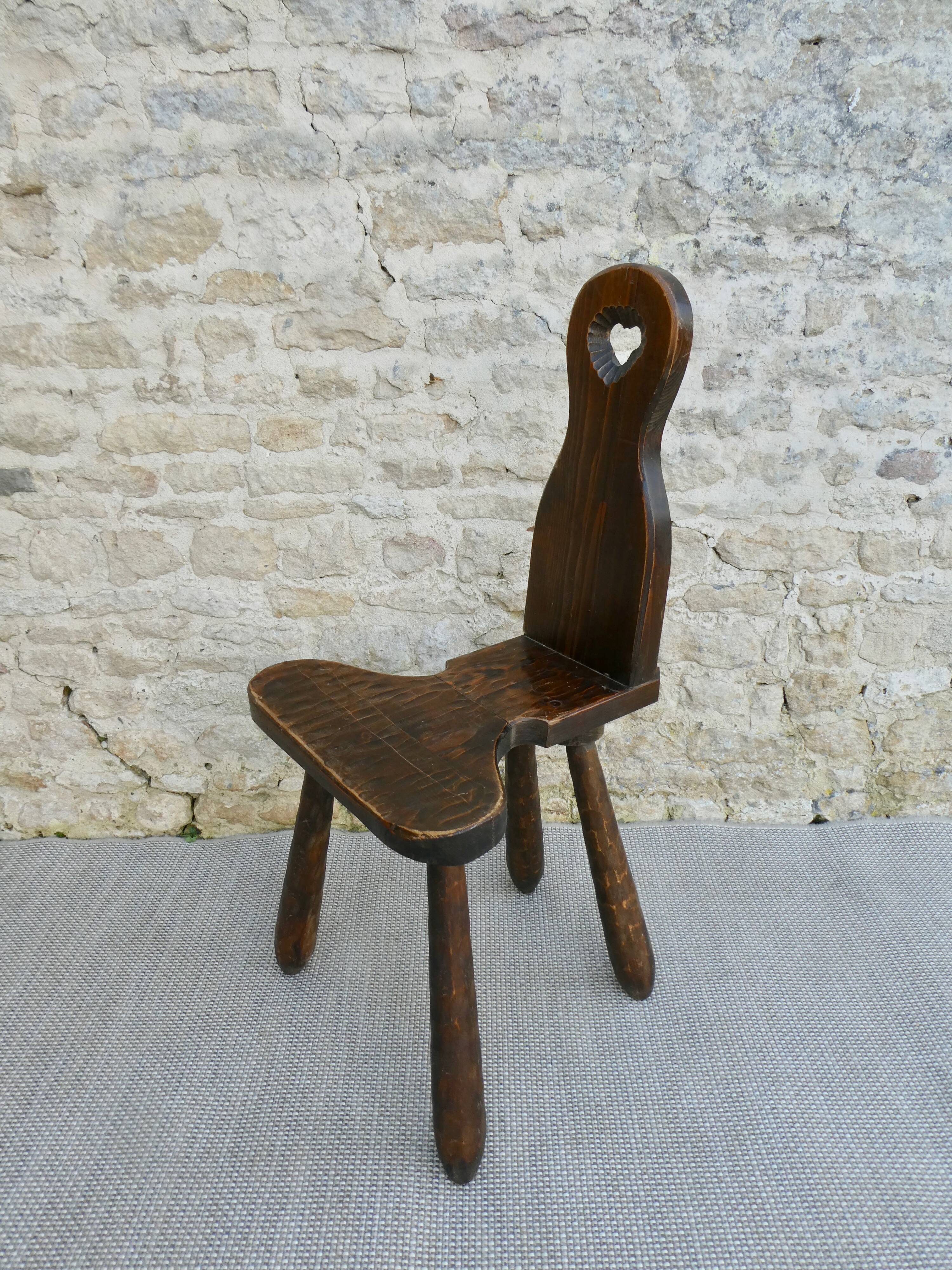 Mountain chair in solid wood, carved with gouge, 60s