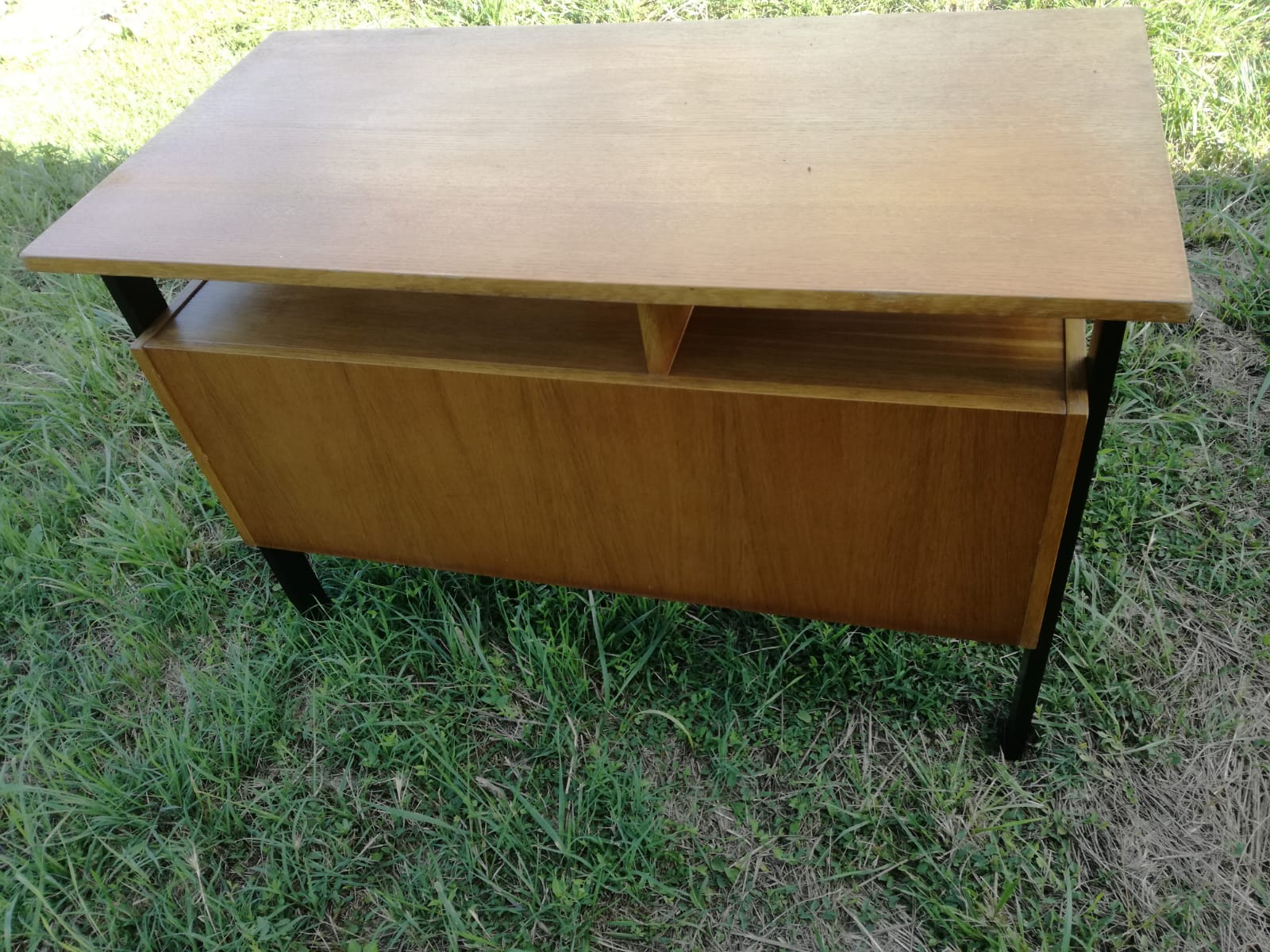 Desk year 60