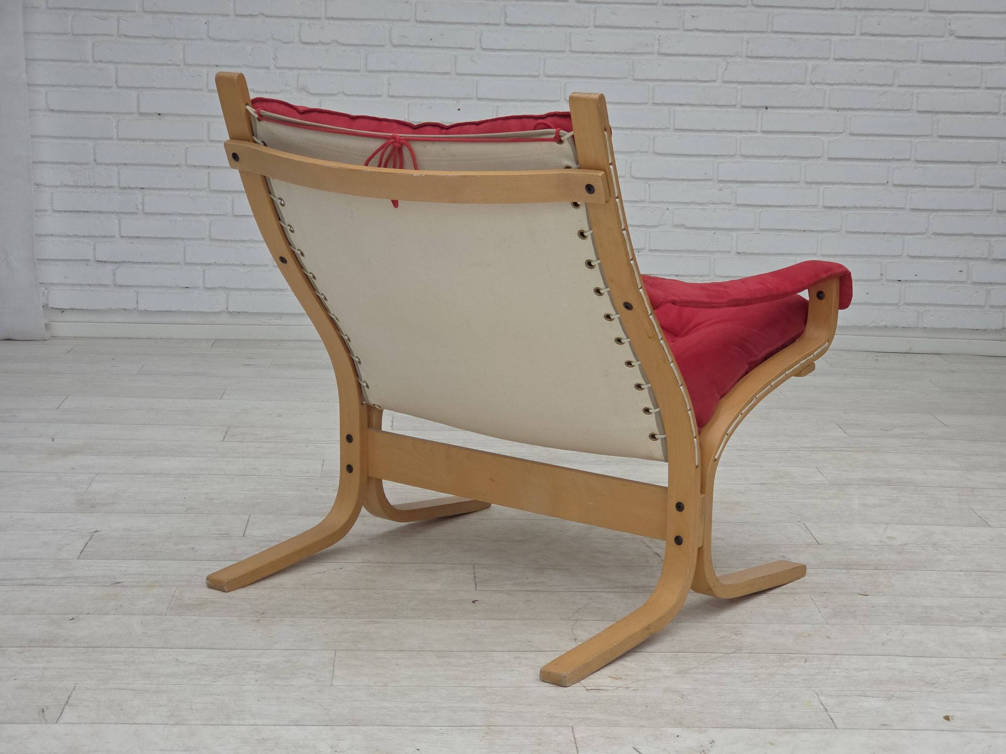 1970s, Norwegian design by Ingmar Relling, model "Siesta", set of 2 chairs.