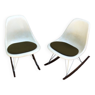 Pair of Charles and Ray Eames rocking-chairs for Herman Miller 1960