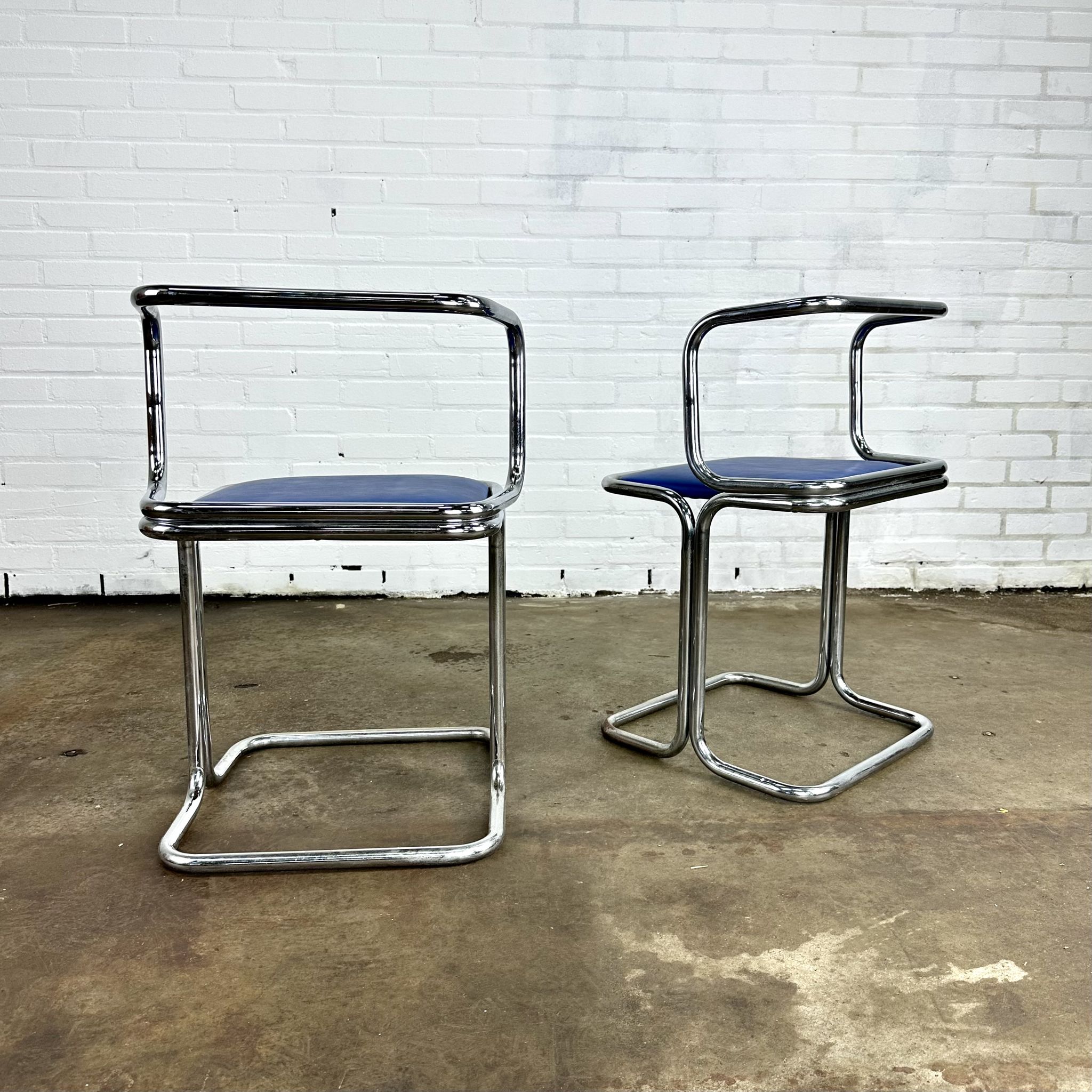 Vintage design tube frame dining chairs