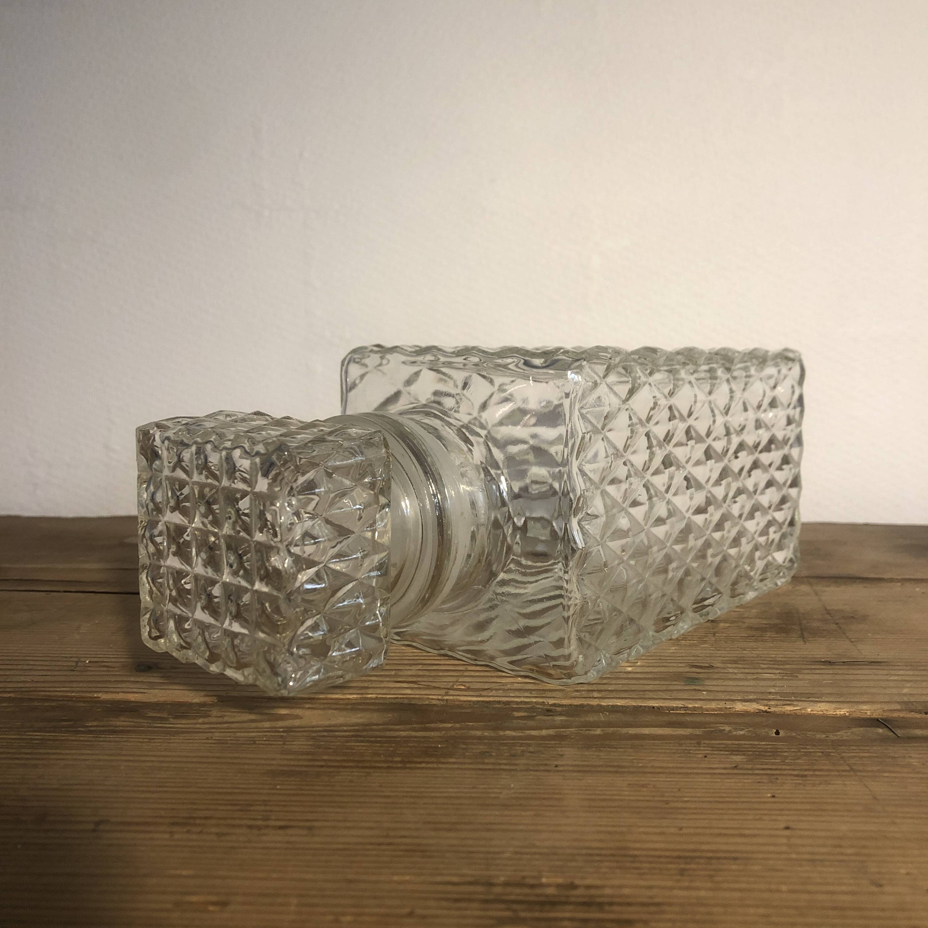 Whiskey decanter